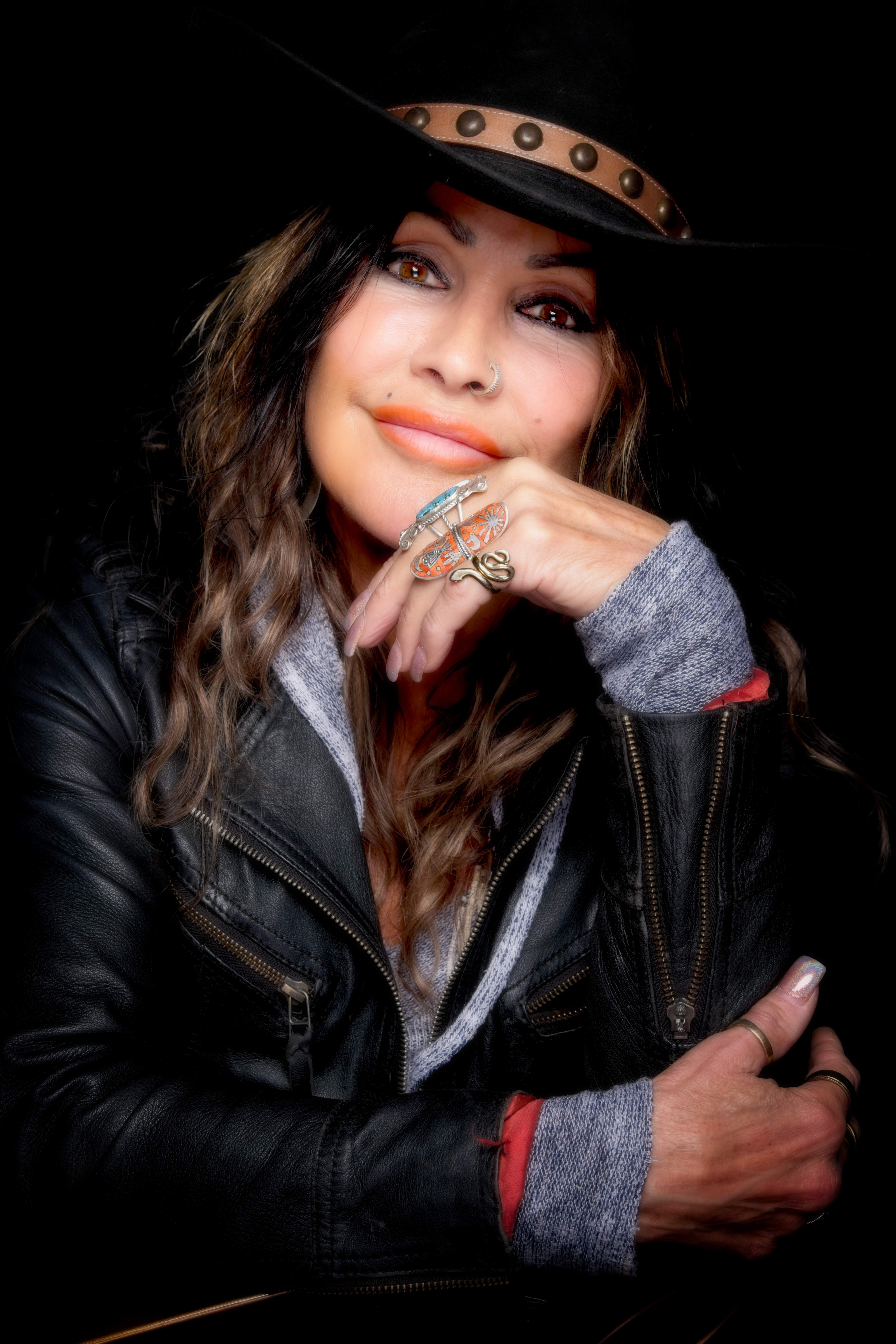 Elizabeth Silk, Spiritual Healer